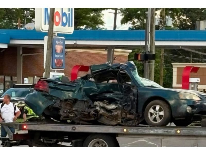 Innocent Driver Killed After Warren Police Chase Ends in Crash, Four Teens Arrested